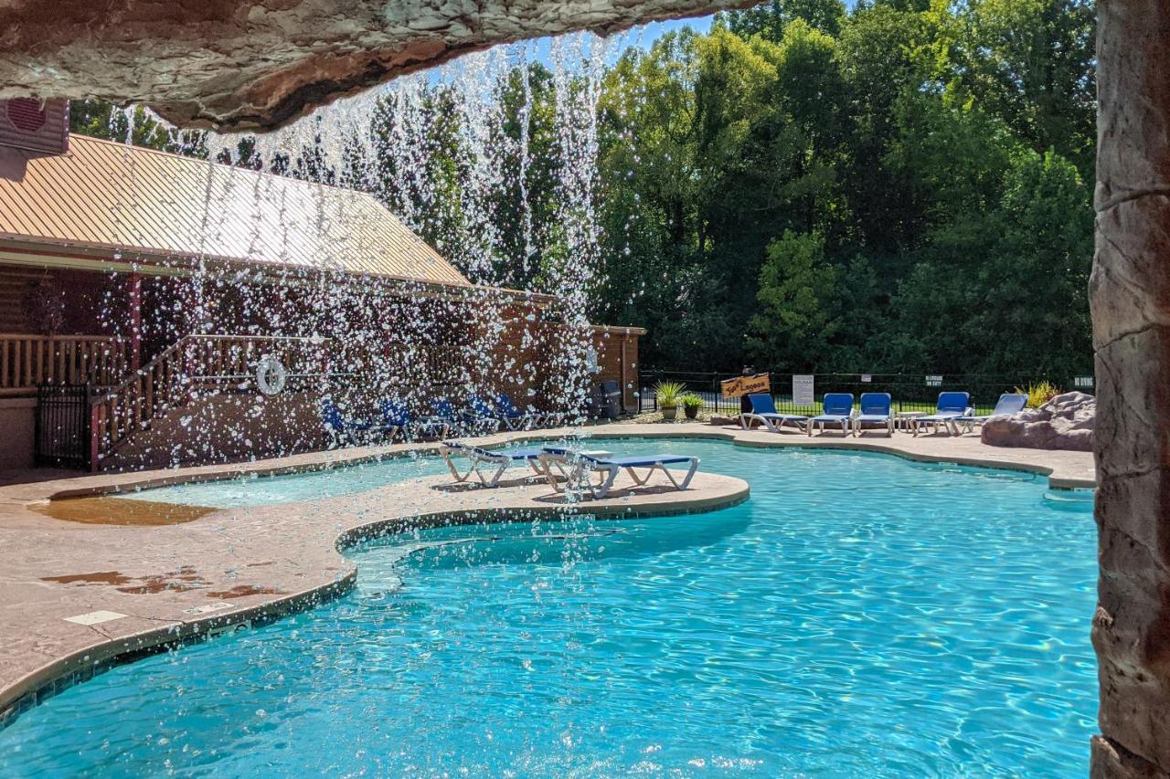 White Oak Resort Southern Comfort Gatlinburg Exteriör bild